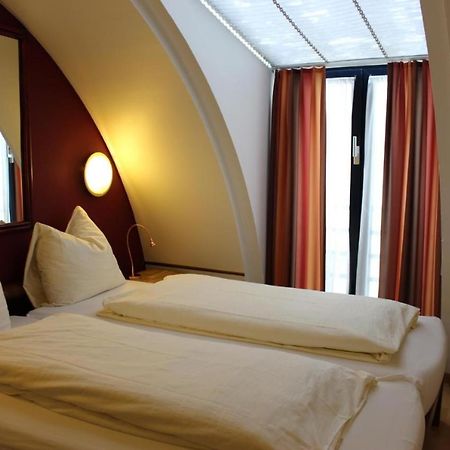 Affordable Rooms In Heart Of لوسرن المظهر الخارجي الصورة