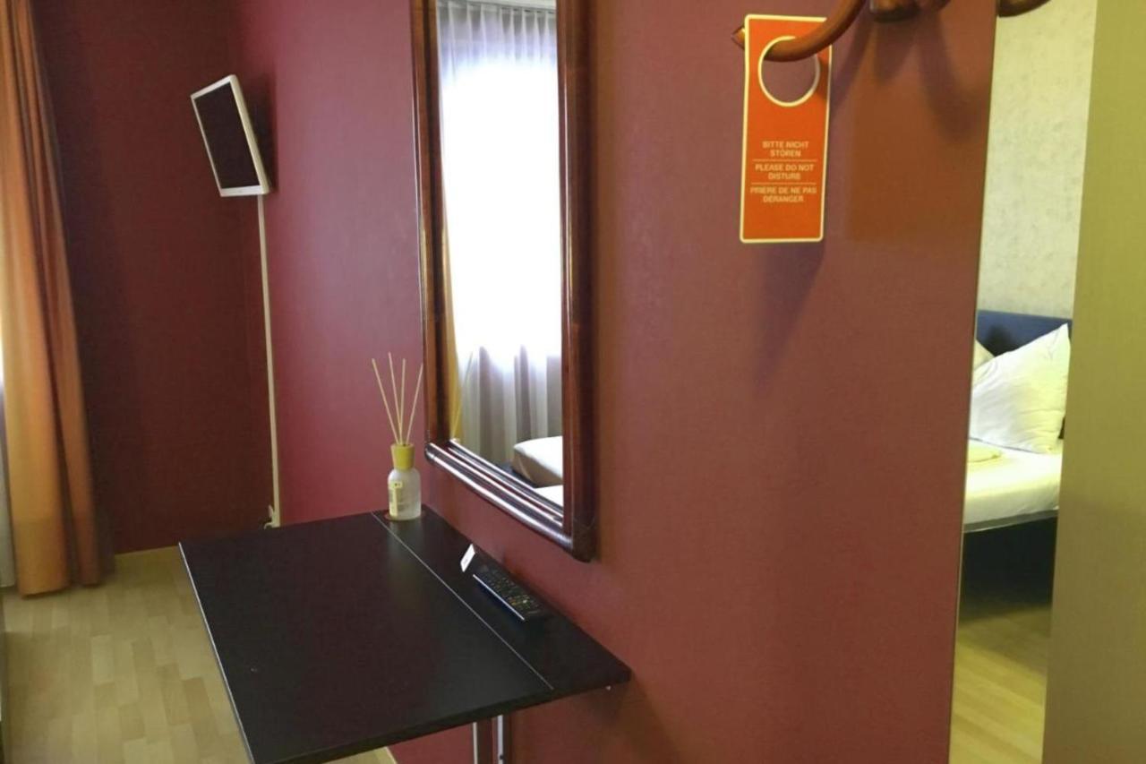 Affordable Rooms In Heart Of لوسرن المظهر الخارجي الصورة