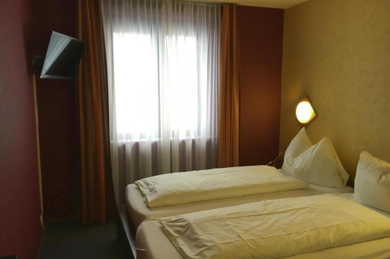 Affordable Rooms In Heart Of لوسرن المظهر الخارجي الصورة